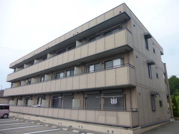 パークハイム参番館 B棟の物件外観写真